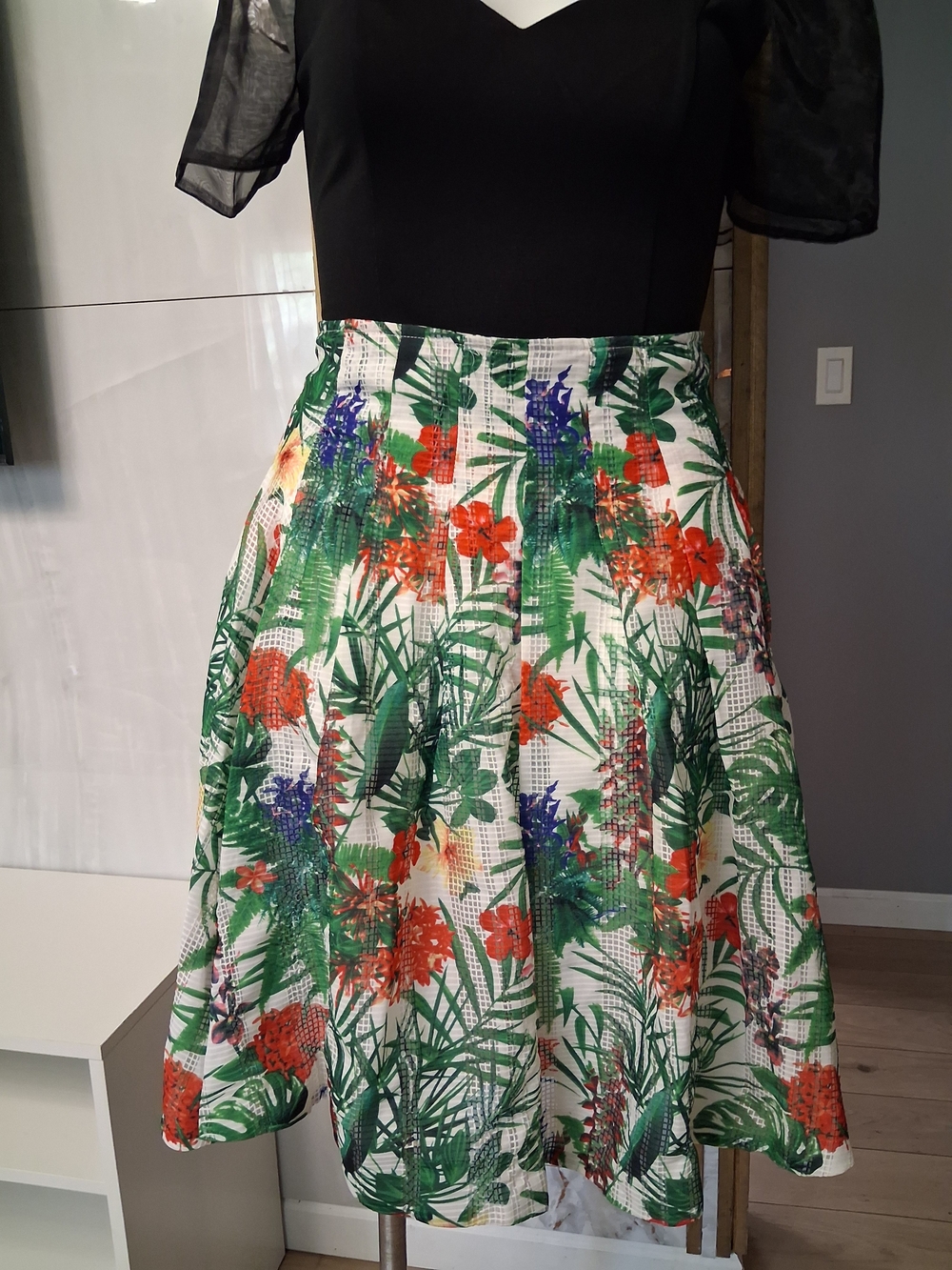 Floral Tropical A-Line Skirt in Green & White